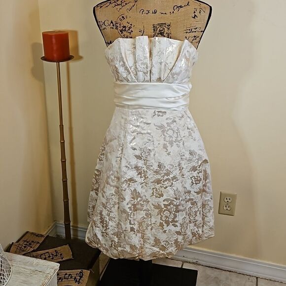 Betsy & Adam Strapless Golden floral cocktail dress size 4 - Picture 1 of 11